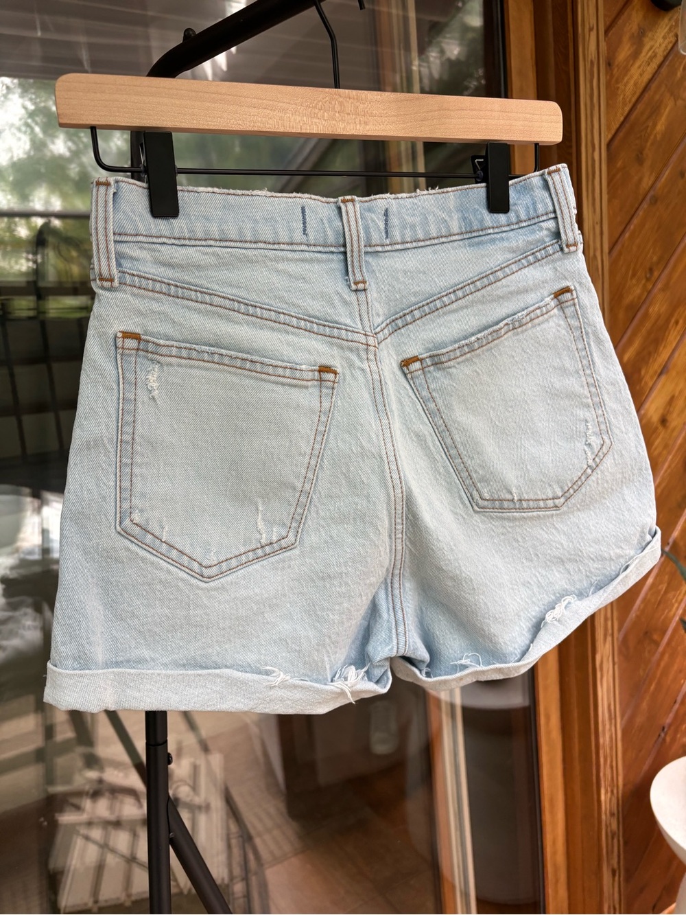 Abercrombie & Fitch Light Wash Rolled Hem Denim Shorts - Picture 5 of 6